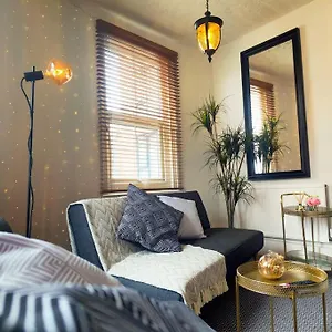 1-bed-flat-sheffield-city-s1-4en.yorkshirehotels.net/